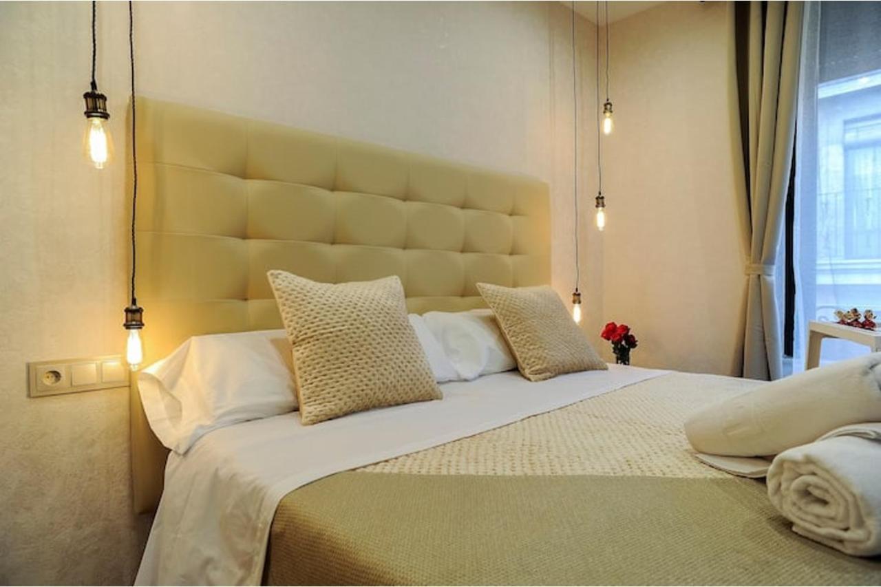 Premium Apartment La Latina 2. Salamanca Bagian luar foto