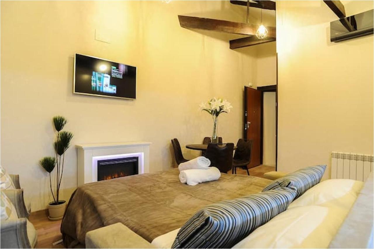 Premium Apartment La Latina 2. Salamanca Bagian luar foto