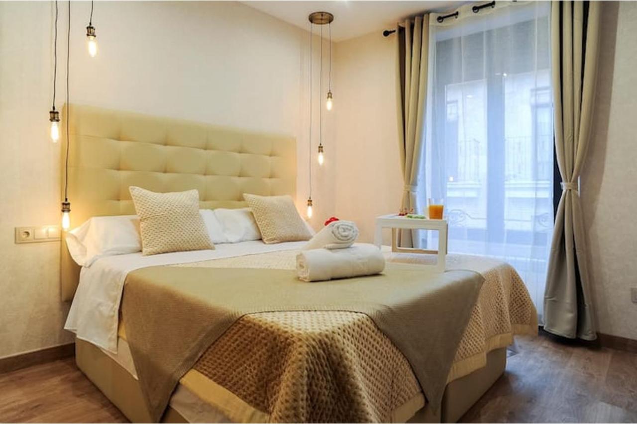 Premium Apartment La Latina 2. Salamanca Bagian luar foto